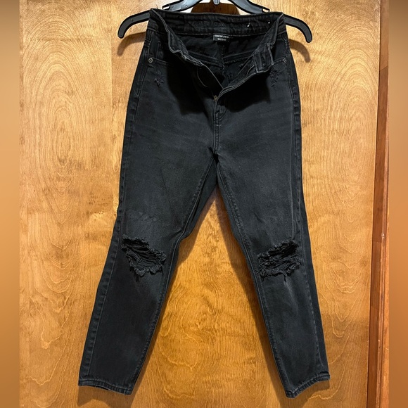 Black Jeans - Picture 1 of 3